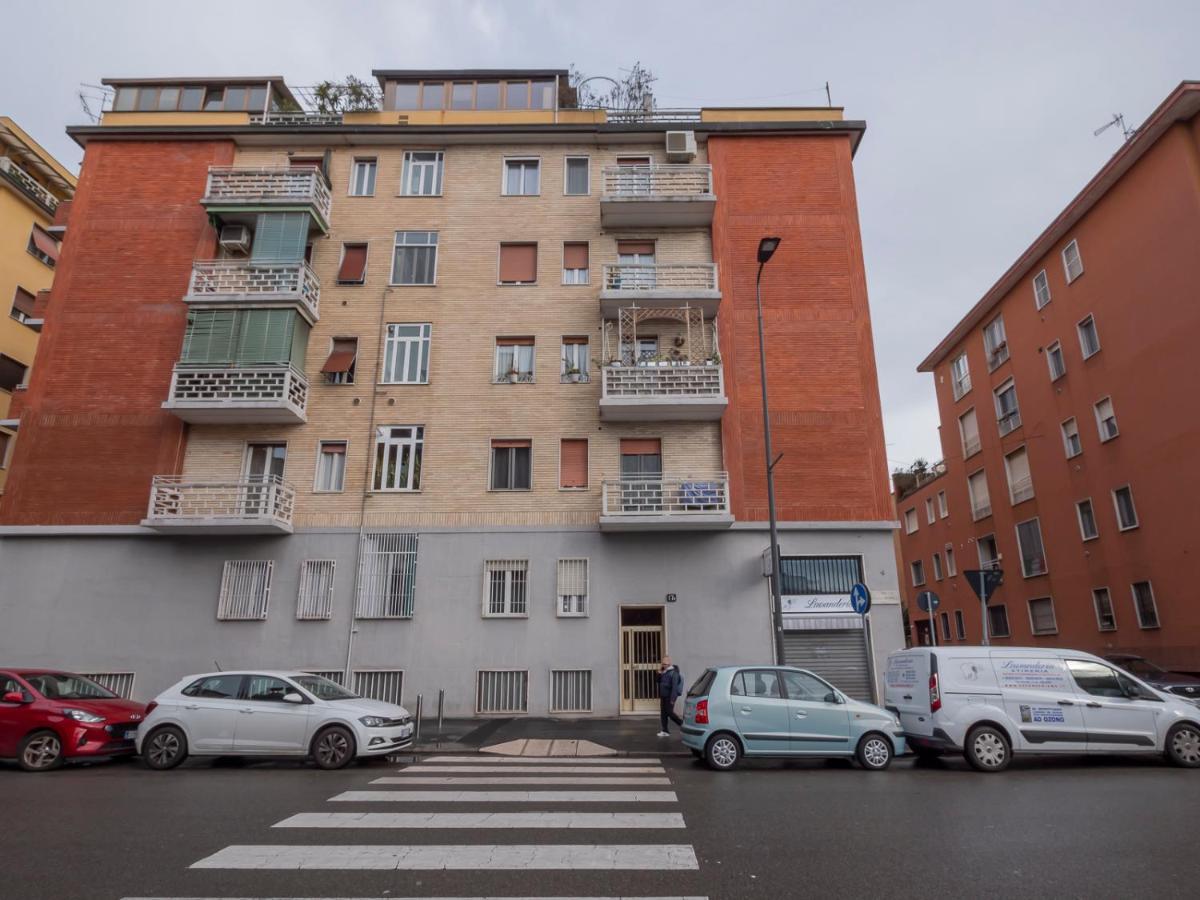 Ihost Apartment - Romilli 17A Milan Luaran gambar